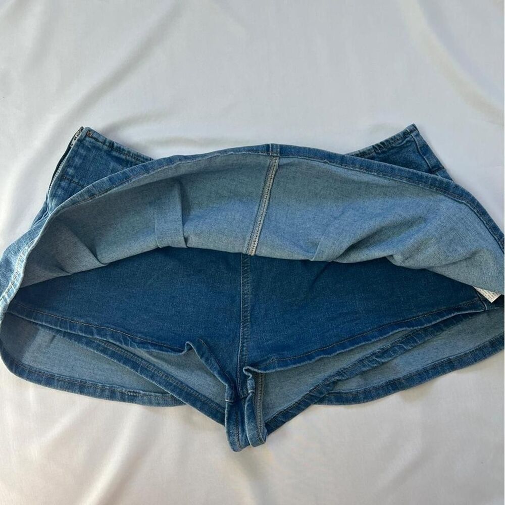 Shein Women's Blue and Navy Skirt - Picture 3 of 5